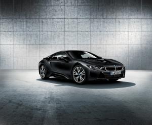 BMW i8 Frozen Black Edition 2017 года